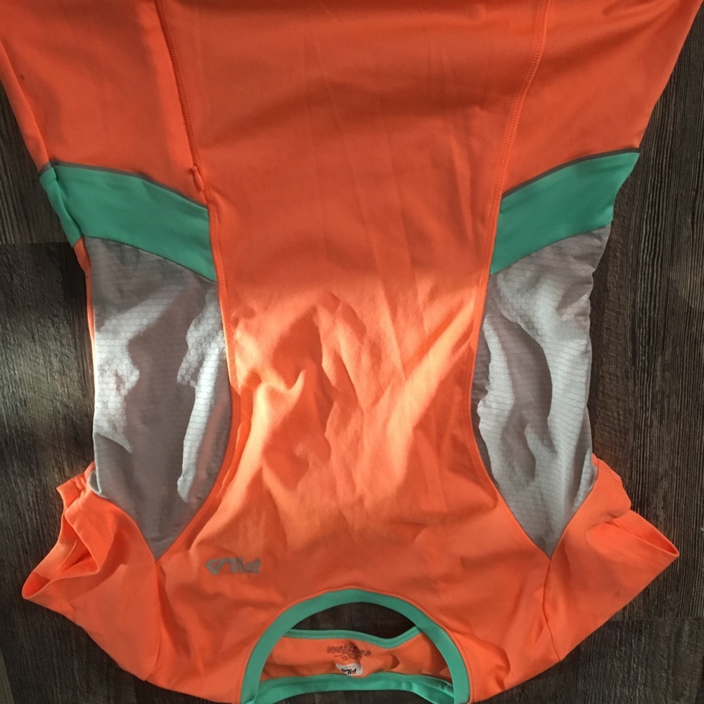 Cute workout top size small